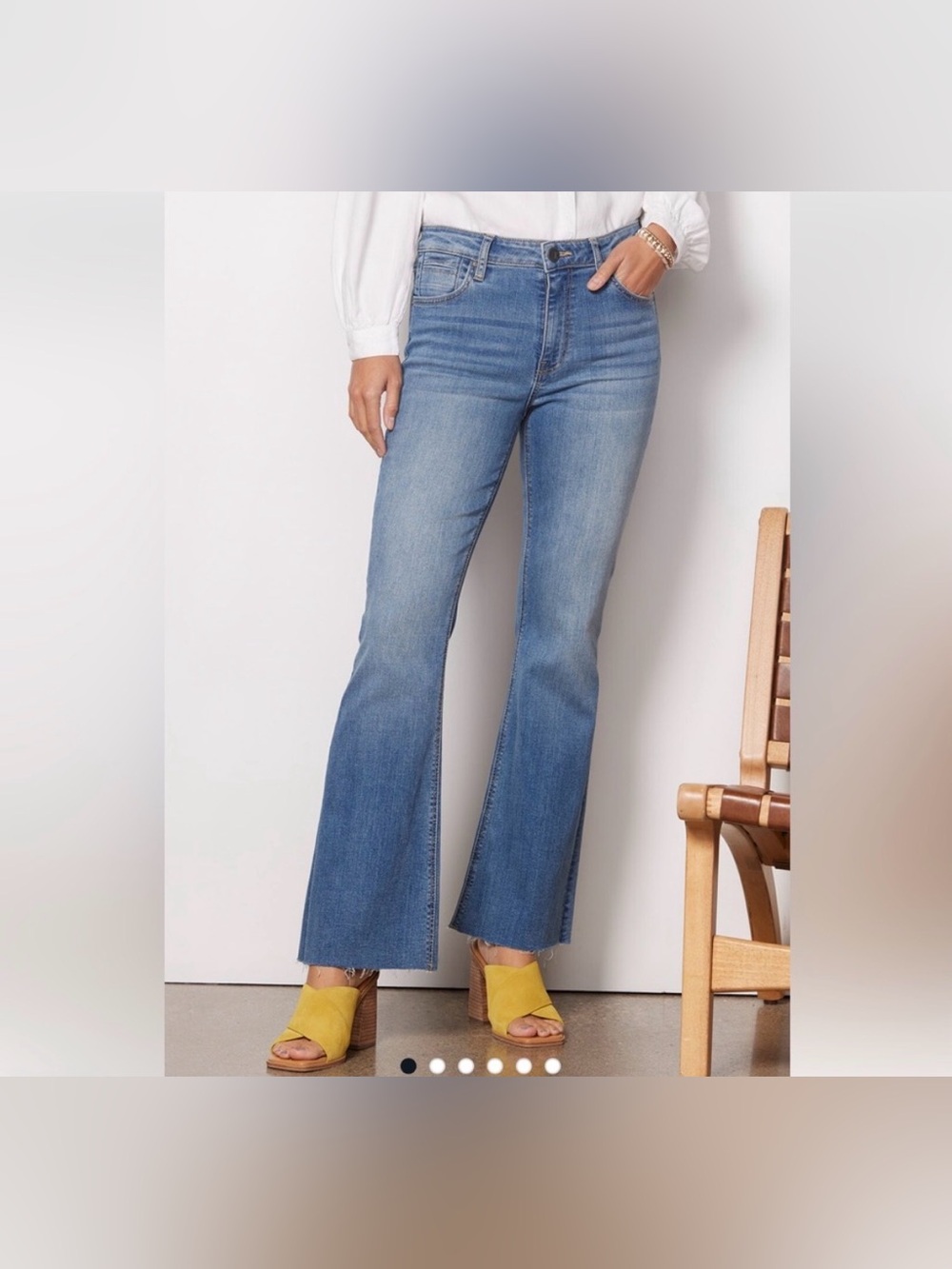 Kut Stella High Rise Fab Ab Flare Light Wash Size 2 Raw Hem EUC